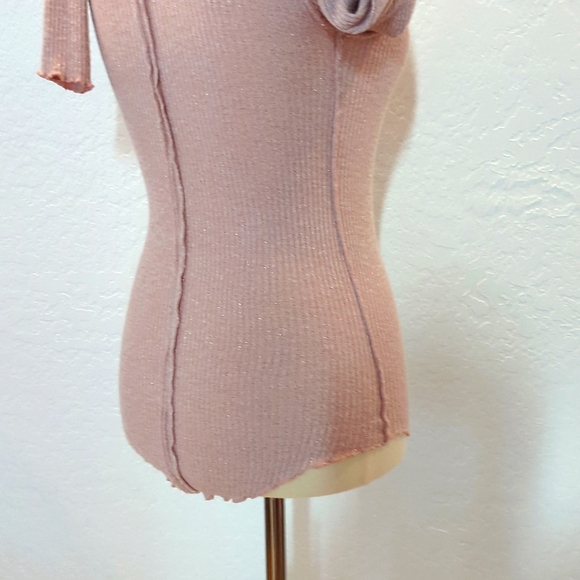 WE THE FREE  LUREX/Shimmer BABY BELLA TEE Medium PINK - Picture 11 of 16